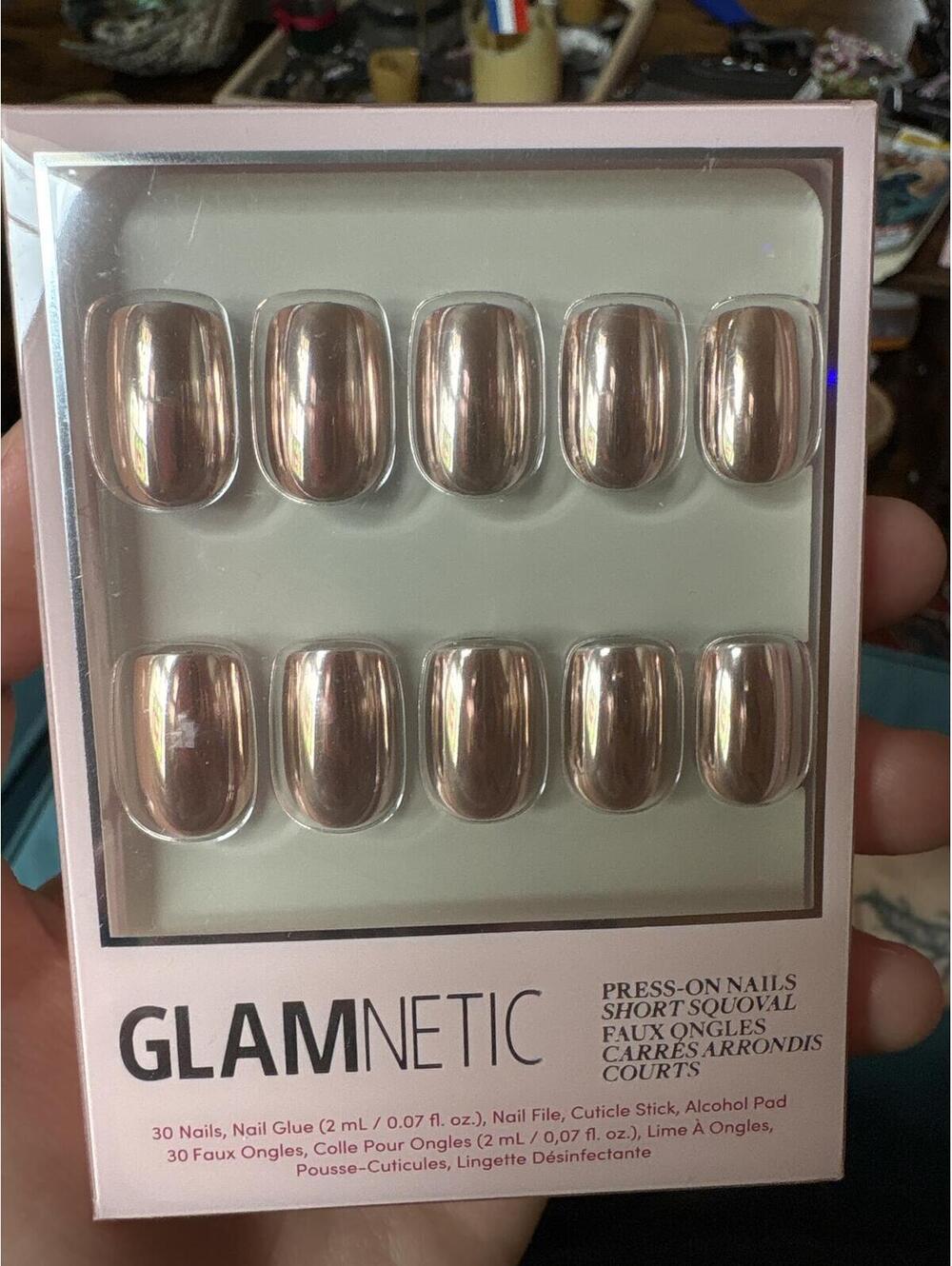 Glamnetic Press-on Nails! Gorgeous Metallic light Pink/Peach